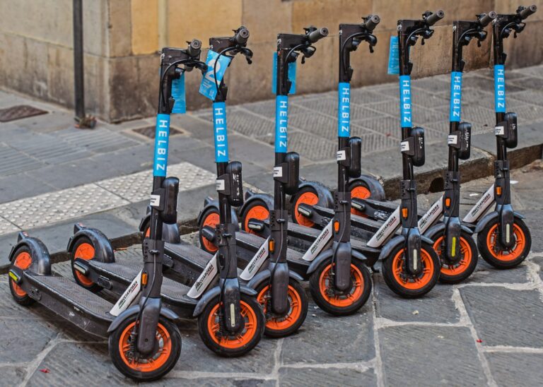 Immatriculation obligatoire pour les vélos et les trottinettes électriques en Israël